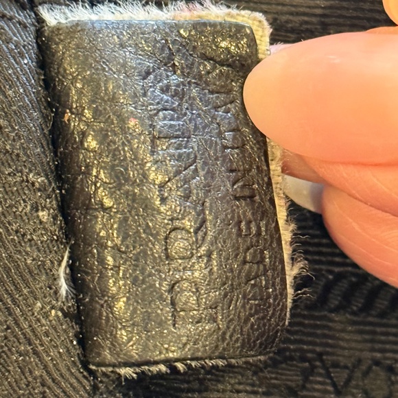 Authentic Prada Black leather bag with Silver hardware - Picture 15 of 16